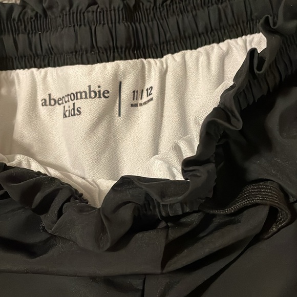 abercrombie kids lined athletic shorts - Picture 3 of 4
